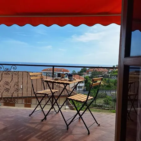 Relax Vista Mare Tra Piscina E Natura شقة *