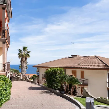 Relax Vista Mare Tra Piscina E Natura شقة