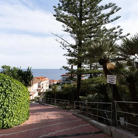 Apartman Relax Vista Mare Tra Piscina E Natura Costarainera