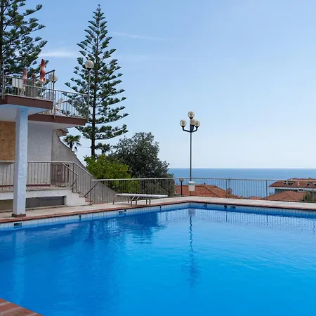 شقة Relax Vista Mare Tra Piscina E Natura Costarainera
